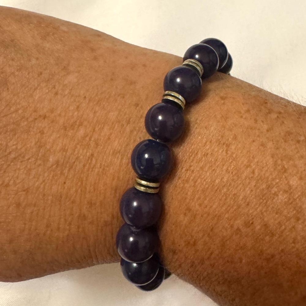 Chic Navy Beaded Bracelet with Silver Details
*4 for $30 - Picture 3 of 4